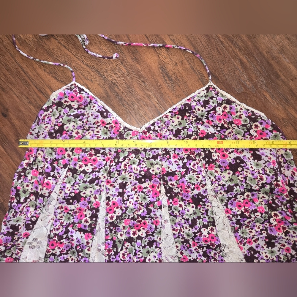 American Eagle Floral And Lace Insert Top - Picture 7 of 9